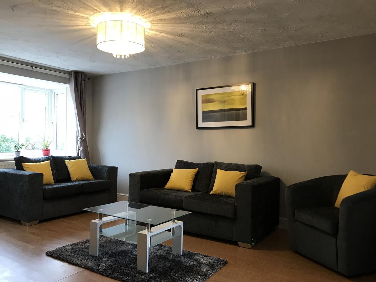 Delight Marvel - Orchard House Villa Swindon Dış mekan fotoğraf